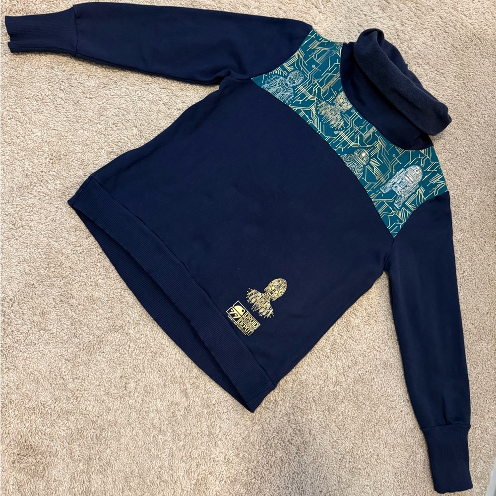 DROID DEPOT SWEATER BLUE GREEN SIZE MEDIUM STAR WARS DISNEY DROIDS